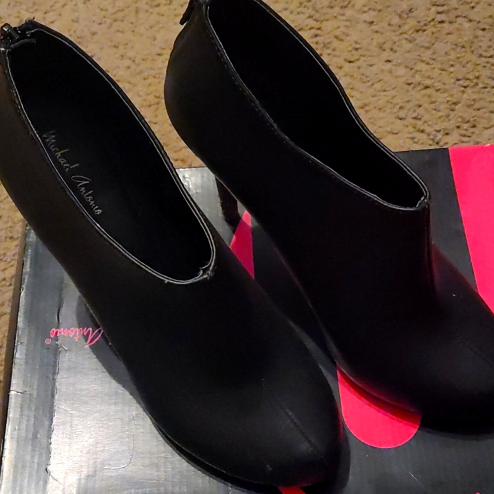 4 inch heeled black booties
